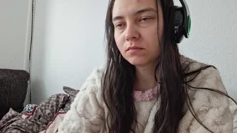 Snapshot of cyndee_winter chatting on December 22, 11:22 am Cyndee Winter online show from December 22, 11:22 am