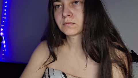 Snapshot of cyndee_winter chatting on December 22, 6:48 pm Cyndee Winter online show from December 22, 6:48 pm