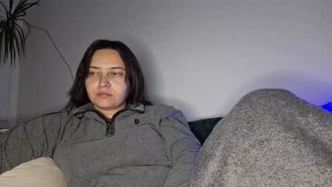 Snapshot of cyndee_winter chatting on October 6, 4:59 pm Cyndee Winter online show from October 6, 4:59 pm