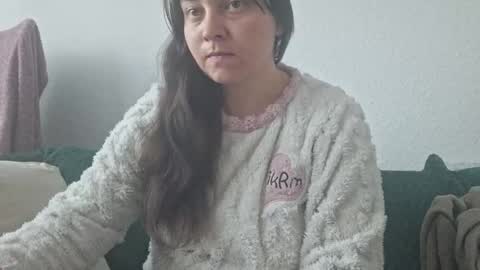 Snapshot of cyndee_winter chatting on October 15, 7:52 am Cyndee Winter online show from October 15, 7:52 am