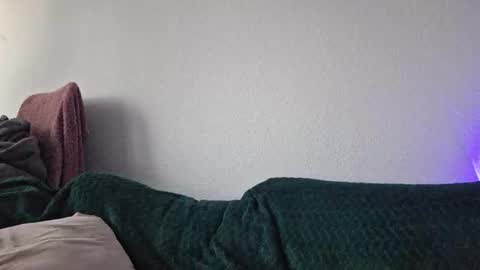 Snapshot of cyndee_winter chatting on October 18, 3:57 pm Cyndee Winter online show from October 18, 3:57 pm