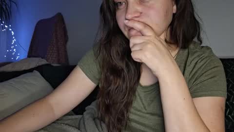 Snapshot of cyndee_winter chatting on October 21, 8:09 pm Cyndee Winter online show from October 21, 8:09 pm