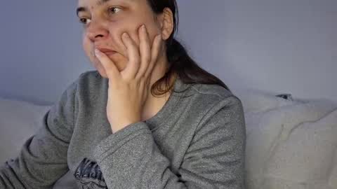 Snapshot of cyndee_winter chatting on October 25, 2:35 pm Cyndee Winter online show from October 25, 2:35 pm