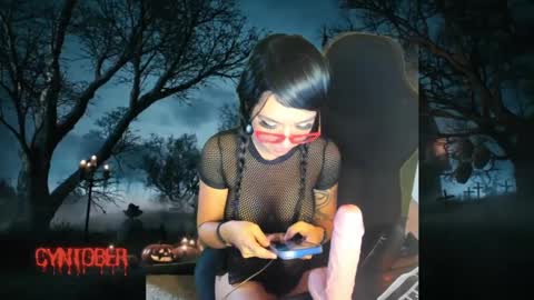 Snapshot of cynpai chatting on October 2, 5:47 am Cynpai online show from October 2, 5:47 am