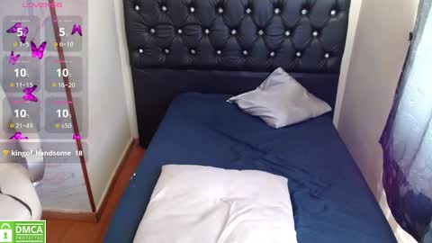 Cynthia online show from October 4, 6:06 pm