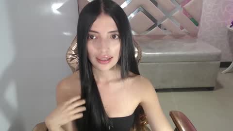 Snapshot of cynthia_ch chatting on October 1, 3:56 am CINTIA ARAUJO online show from October 1, 3:56 am