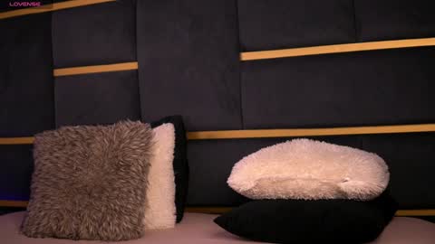 Ivy online show from January 15, 4:04 am