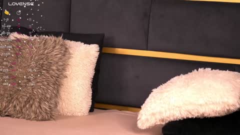 Ivy online show from February 7, 3:55 am