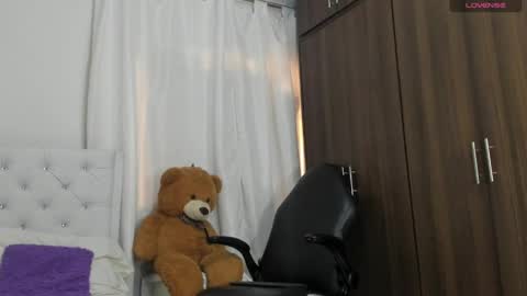 cyntia online show from May 9, 1:16 pm