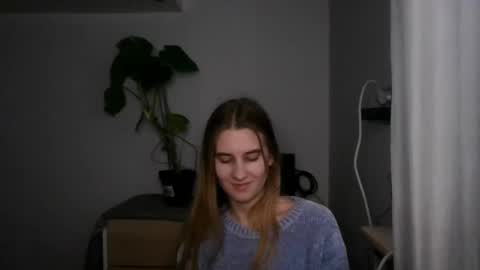 CyntiaNatural online show from December 19, 11:50 am