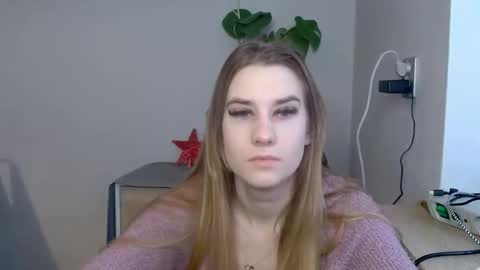 CyntiaNatural online show from January 30, 7:18 am