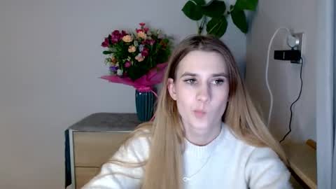 CyntiaNatural online show from February 18, 6:47 pm