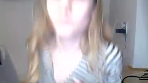 CyntiaNatural online show from March 9, 7:37 pm