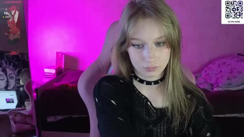 cyyberwhore online show from April 14, 8:59 pm
