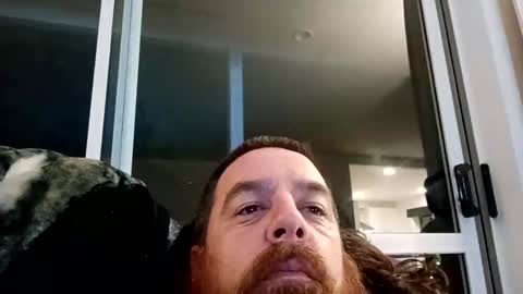 D online show from December 2, 9:25 am