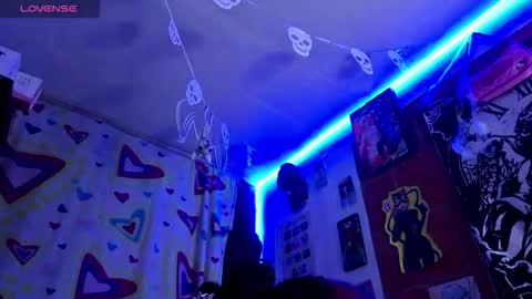 Snapshot of d3m0ny0_0 chatting on October 15, 6:02 am d3m0ny0_0 online show from October 15, 6:02 am