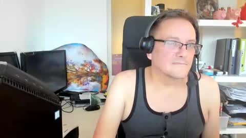 d_i_v_i_t_i_a_c_u_s online show from December 1, 7:46 am