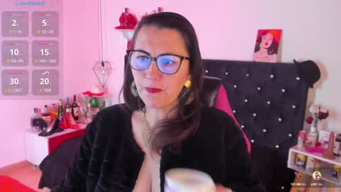 Mia  online show from February 15, 12:01 pm