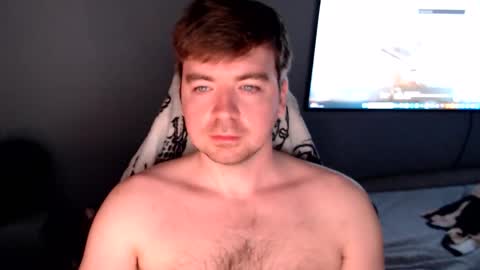 Snapshot of d_surman1994 chatting on June 5, 11:32 pm d_surman1994 online show from June 5, 11:32 pm