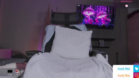 Snapshot of d_varisheli chatting on February 24, 6:11 am Dan online show from February 24, 6:11 am