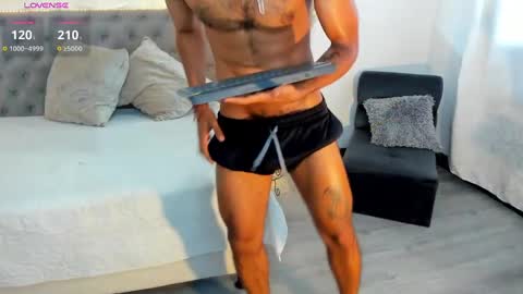 Snapshot of daarkomalfoy chatting on December 16, 8:48 pm Mauricio online show from December 16, 8:48 pm