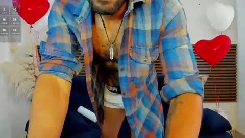 Snapshot of daarkomalfoy chatting on February 14, 8:48 pm Mauricio online show from February 14, 8:48 pm