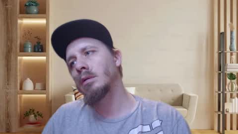 Snapshot of dabbydaddy25 chatting on December 1, 1:54 am dabbydaddy25 online show from December 1, 1:54 am