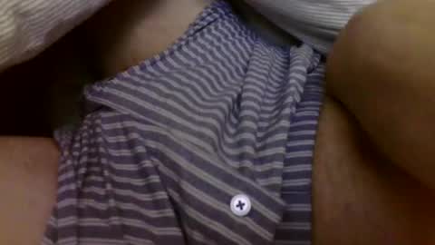 Snapshot of daboy_t chatting on February 27, 2:43 pm Daboy-t online show from February 27, 2:43 pm