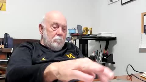 Snapshot of dack47 chatting on April 20, 7:37 pm dack47 online show from April 20, 7:37 pm