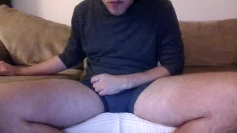 Snapshot of dadboddd1 chatting on March 29, 3:39 am dadboddd1 online show from March 29, 3:39 am