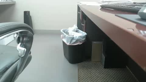 Snapshot of daddy7194 chatting on October 30, 1:12 pm daddy7194 online show from October 30, 1:12 pm