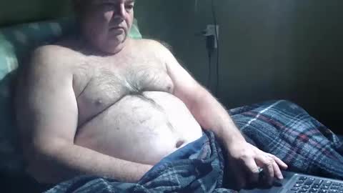 Snapshot of daddy7194 chatting on December 14, 8:09 am daddy7194 online show from December 14, 8:09 am