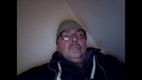 Snapshot of daddy91964 chatting on January 3, 7:29 pm daddy91964 online show from January 3, 7:29 pm