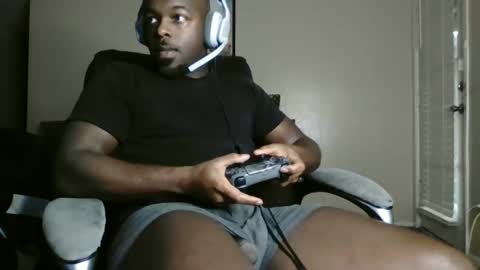 Snapshot of daddybbc52 chatting on May 29, 1:09 pm Rashaudrodz.. online show from May 29, 1:09 pm
