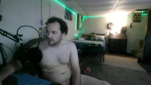 Snapshot of daddycon789 chatting on June 29, 3:24 am daddycon789 online show from June 29, 3:24 am