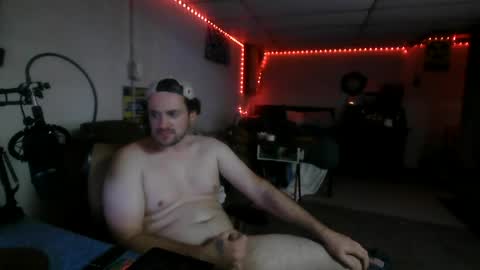 Snapshot of daddycon789 chatting on July 2, 3:23 am daddycon789 online show from July 2, 3:23 am