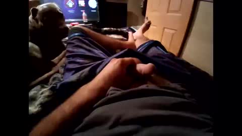 Snapshot of daddycumming1991 chatting on October 19, 9:43 am daddycumming1991 online show from October 19, 9:43 am