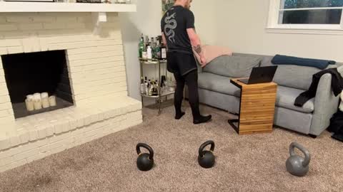 Snapshot of daddydaydrinkz chatting on January 6, 10:15 pm DaddydayDrinkz online show from January 6, 10:15 pm