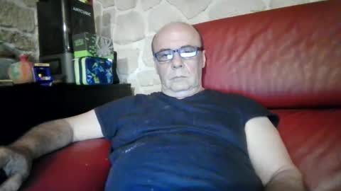 Snapshot of daddyhot2 chatting on June 25, 10:36 pm daddyhot2 online show from June 25, 10:36 pm