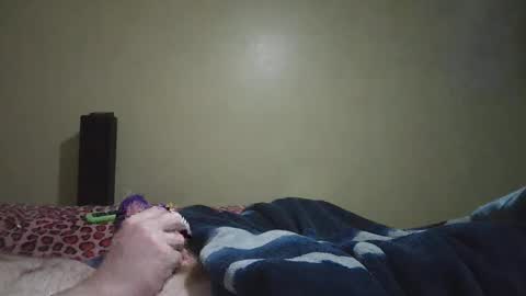 Snapshot of daddyiscumming690 chatting on May 1, 3:00 am daddyiscumming690 online show from May 1, 3:00 am