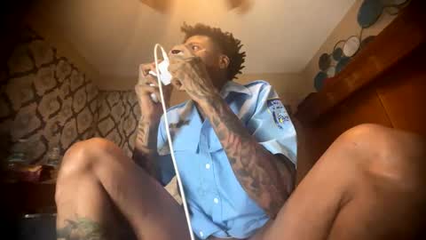 sexy tatted king bbc online show from April 22, 7:26 pm