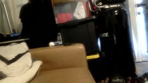 JOI use emoji thumbs up Faster   Thumbs down Slower    Hi Hand Stop    Fist Start.Stop online show from April 24, 6:32 pm