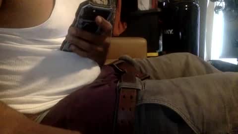 Snapshot of daddyjerksit chatting on May 13, 5:43 pm JOI use emoji thumbs up Faster Thumbs down Slower Hi Hand Stop Fist Start.Stop online show from May 13, 5:43 pm