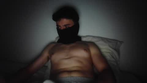 Snapshot of daddyl_e_s chatting on June 19, 9:18 pm daddyl_e_s online show from June 19, 9:18 pm
