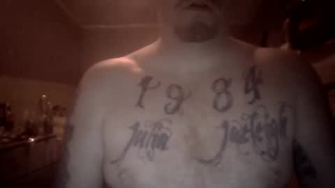 daddylong8499 online show from October 10, 12:59 pm