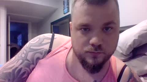 Snapshot of daddylonglegs698888 chatting on June 16, 5:48 pm daddylonglegs698888 online show from June 16, 5:48 pm