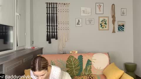 Zoe online show from October 21, 7:58 pm