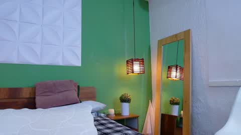 Snapshot of daddys_little_secrett chatting on January 30, 5:06 pm Valen online show from January 30, 5:06 pm