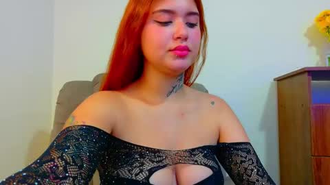 Snapshot of daddys_little_secrett chatting on September 21, 12:56 am Valen online show from September 21, 12:56 am