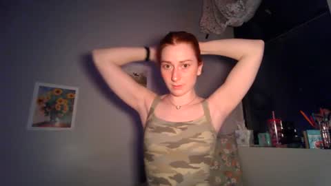 Saoirse online show from March 10, 3:23 am